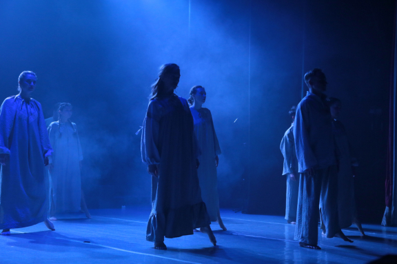 &Bcy;&acy;&lcy;&lcy;&acy;&dcy;&acy; &ocy; &kcy;&rcy;&ycy;&lcy;&softcy;&yacy;&khcy;