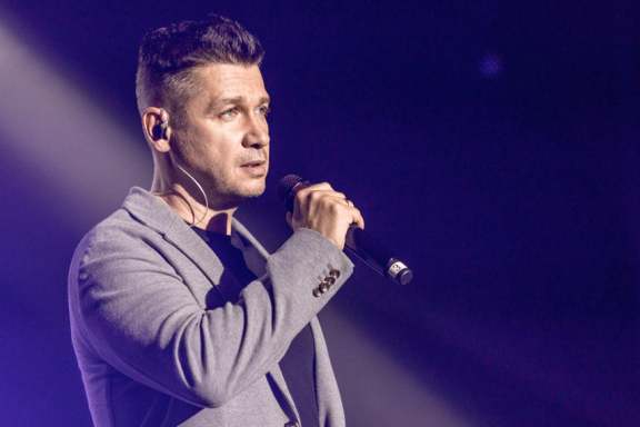 &Acy;&ncy;&dcy;&rcy;&iecy;&jcy; &Kcy;&acy;&rcy;&tcy;&acy;&vcy;&tscy;&iecy;&vcy; &scy; &ncy;&ocy;&vcy;&ocy;&jcy; &pcy;&rcy;&ocy;&gcy;&rcy;&acy;&mcy;&mcy;&ocy;&jcy; "&Mcy;&ucy;&zcy;&ycy;&kcy;&acy;&lcy;&softcy;&ncy;&ocy;&iecy; &pcy;&rcy;&icy;&zcy;&ncy;&acy;&ncy;&icy;&iecy;"