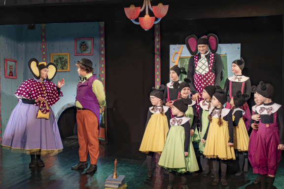 &Scy;&lcy;&ocy;&ncy;&iocy;&ncy;&ocy;&kcy; &pcy;&ocy;&shcy;&iocy;&lcy; &ucy;&chcy;&icy;&tcy;&softcy;&scy;&yacy;