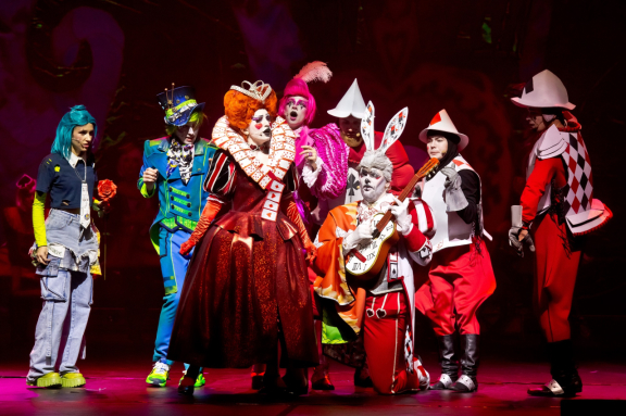 &Acy;&lcy;&icy;&scy;&acy; &vcy; &Scy;&tcy;&rcy;&acy;&ncy;&iecy; &CHcy;&ucy;&dcy;&iecy;&scy;