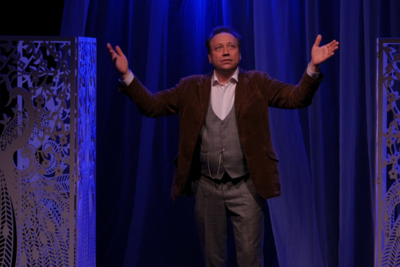 Спектакль "А это, как два крыла…"