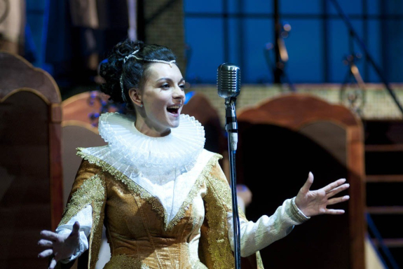 &Scy;&ocy;&bcy;&acy;&kcy;&acy; &ncy;&acy; &scy;&iecy;&ncy;&iecy;