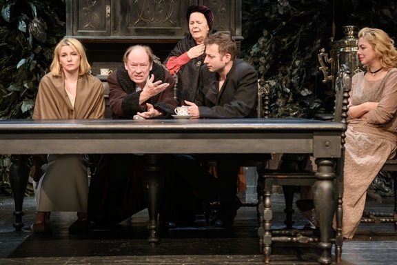 &Mcy;&iecy;&shchcy;&acy;&ncy;&iecy;