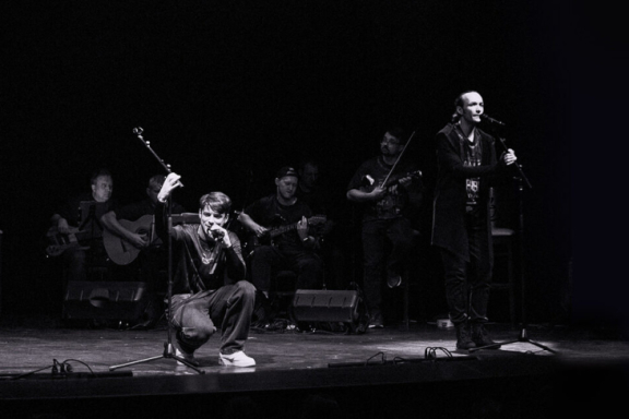 Сок. Кровь. И ещё....