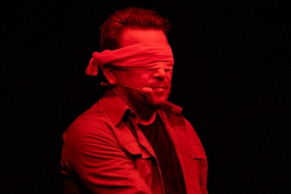 &Acy;&Scy;&Acy;&Dcy;&Ocy;&Vcy;&period;&Pcy;&Ocy;&Ecy;&Tcy;&comma; &Kcy;&Ocy;&Tcy;&Ocy;&Rcy;&Ycy;&Jcy; &Vcy;&Icy;&Dcy;&IEcy;&Lcy; &Scy;&IEcy;&Rcy;&Dcy;&TScy;&IEcy;&Mcy;&period; &Mcy;&ocy;&ncy;&ocy;&scy;&pcy;&iecy;&kcy;&tcy;&acy;&kcy;&lcy;&softcy; &Vcy;&lcy;&acy;&dcy;&icy;&mcy;&icy;&rcy;&acy; &Gcy;&lcy;&acy;&zcy;&ucy;&ncy;&ocy;&vcy;&acy;