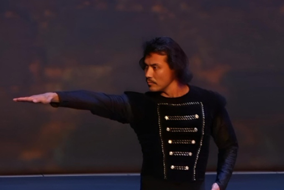 &Bcy;&acy;&lcy;&iecy;&tcy; "&Kcy;&acy;&rcy;&mcy;&iecy;&ncy;"