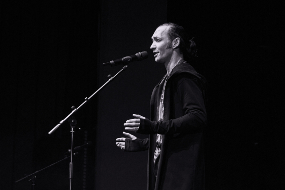 Сок. Кровь. И ещё....