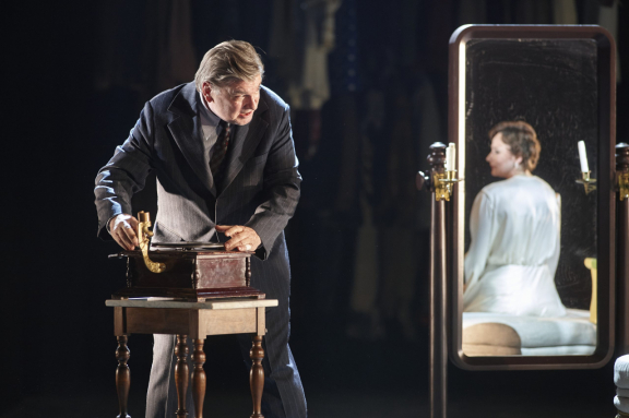 &Icy;&scy;&tcy;&ocy;&rcy;&icy;&icy;