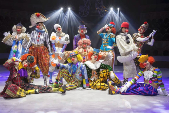 Новогодняя история: Клоун, ёлка, чудеса!