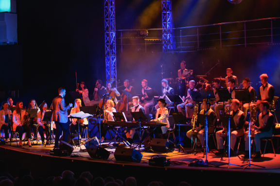 &Ocy;&rcy;&kcy;&iecy;&scy;&tcy;&rcy; &Pcy;&ocy;&lcy;&yacy; &Mcy;&ocy;&rcy;&icy;&acy; - &zcy;&ocy;&lcy;&ocy;&tcy;&acy;&yacy; &kcy;&ocy;&lcy;&lcy;&iecy;&kcy;&tscy;&icy;&yacy; &icy;&zcy; &rcy;&iecy;&pcy;&iecy;&rcy;&tcy;&ucy;&acy;&rcy;&acy;