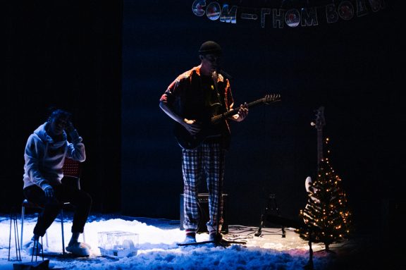 Стыдно быть несчатливым